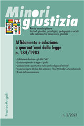 Artículo, L'associazionismo familiare a confronto con l'adozione aperta e l'adozione mite : sfide e criticità nelle famiglie adottive in conseguenza dei legami multipli dei figli, Franco Angeli